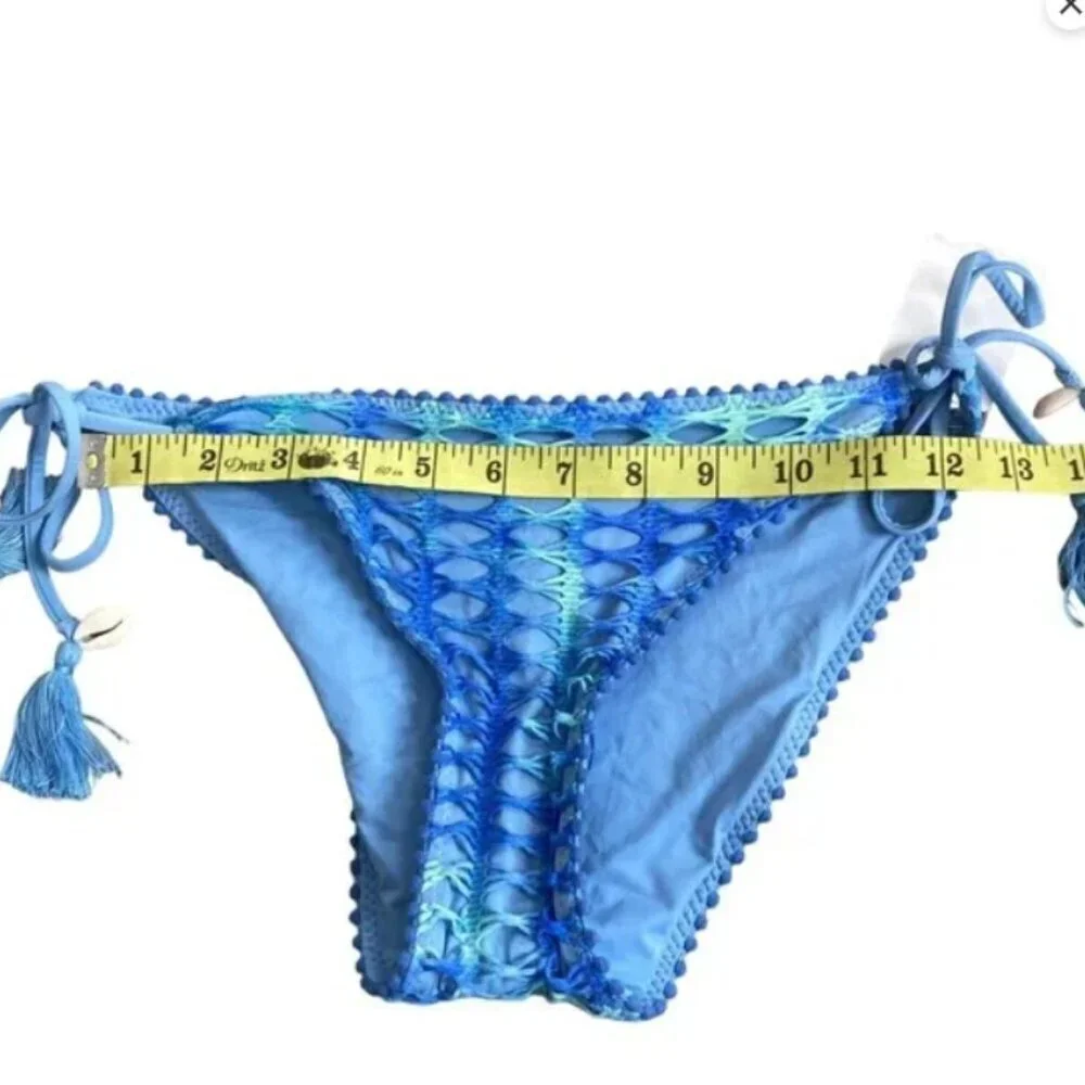 Isabella Rose Women’s Size Large Crochet Bikini Bottoms Blue Side Tie-NWOT - Picture 4 of 10